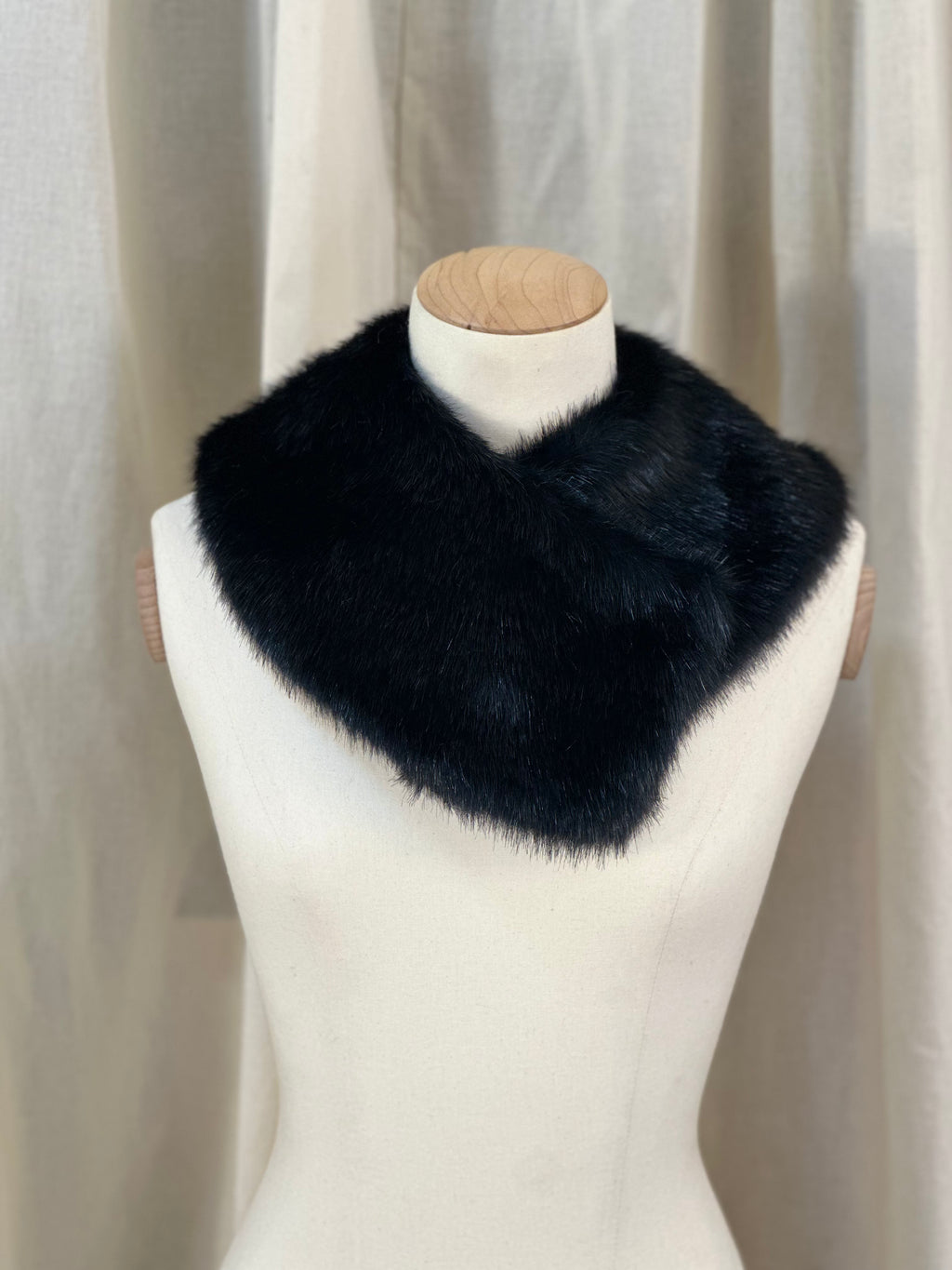 Black Fur Collar