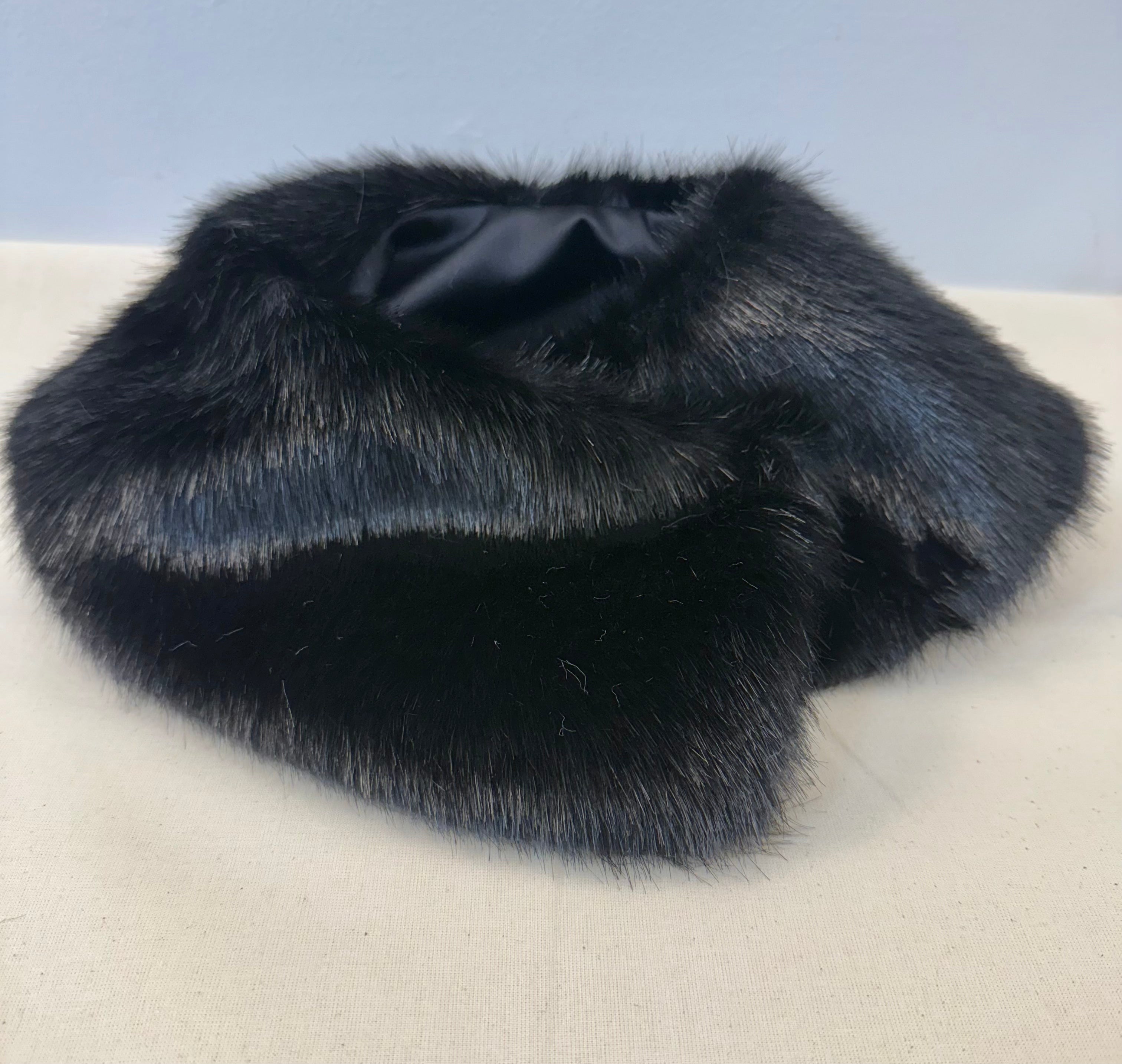 Black Fur Collar