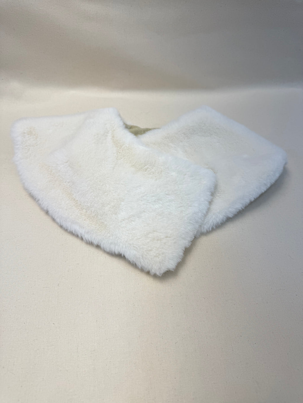 White Fur Collar