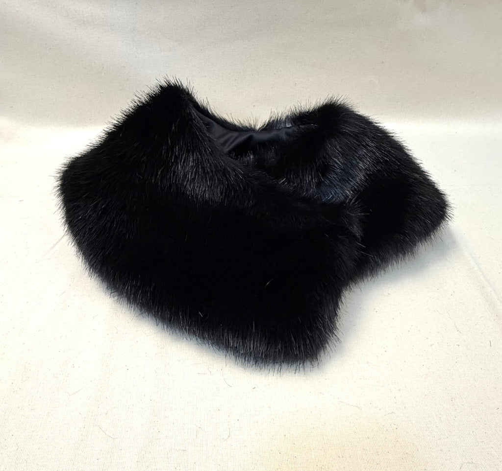 Black Fur Collar
